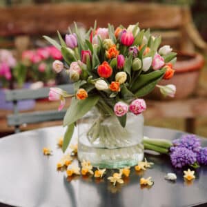 kleurrijk tulpenboeket
